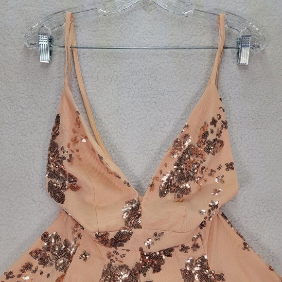 Showpo Boys Lining Up Play Suit Pink Floral Rose Gold Sequin V Neck Club Romper - Picture 7 of 16
